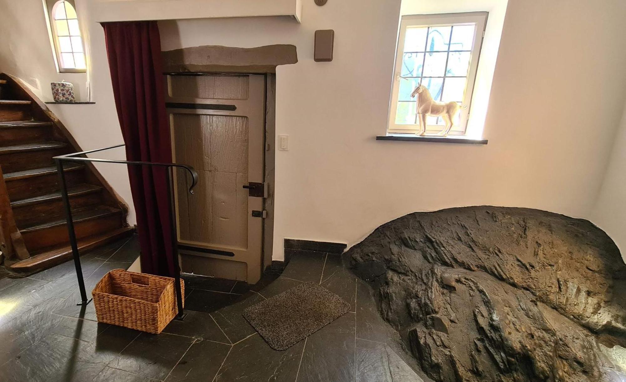 Moselperle- Urlaub Im Historischen Fachwerkhaeuschen Daire Bullay Dış mekan fotoğraf